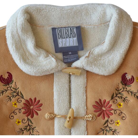 Vintage Bill Blass Embroidered Sherpa Jacket Size Medium | Floral, Warm & Cozy - Picture 3 of 8